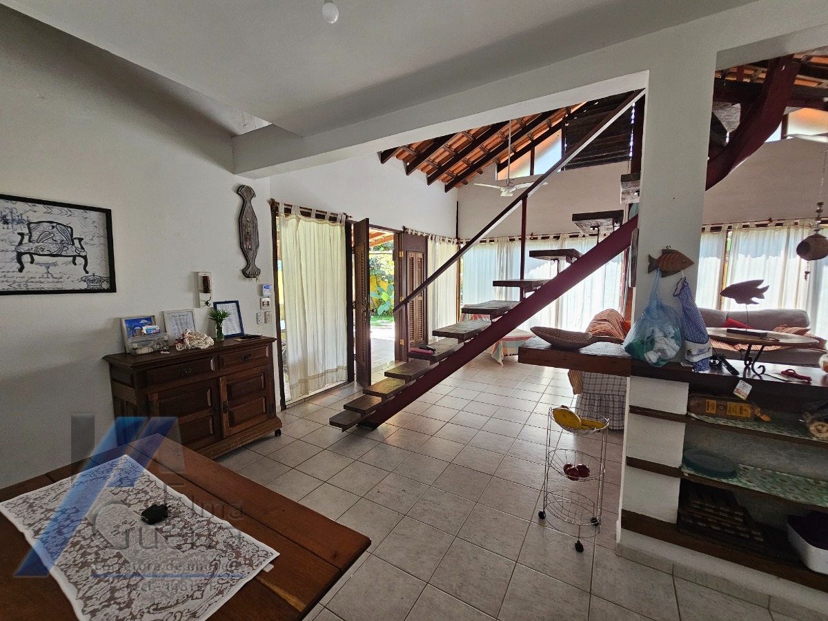 Ubatuba, Itaguá - Casa com Lazer e Espaço Gourmet, 03 dormitórios, sendo 01 suíte, 228m2 de Construção.