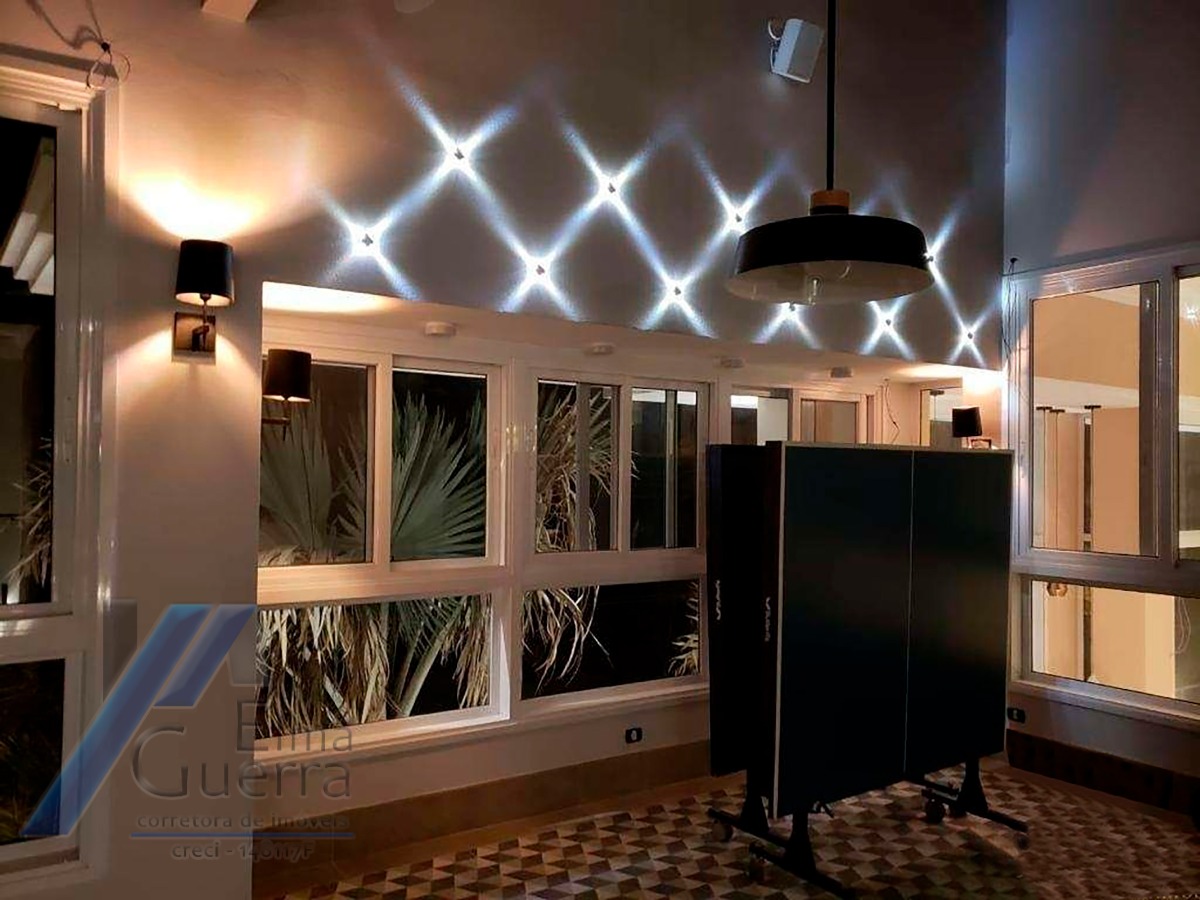 Ubatuba, Condominio Pedra Verde, Lazaro - Casa Alto Padrão com 07 suites e área de lazer a 100 metros do mar.