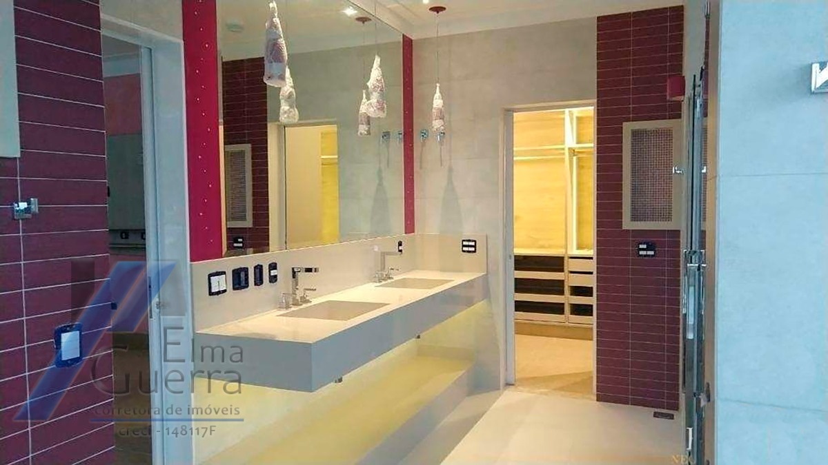 Ubatuba, Condominio Pedra Verde, Lazaro - Casa Alto Padrão com 07 suites e área de lazer a 100 metros do mar.