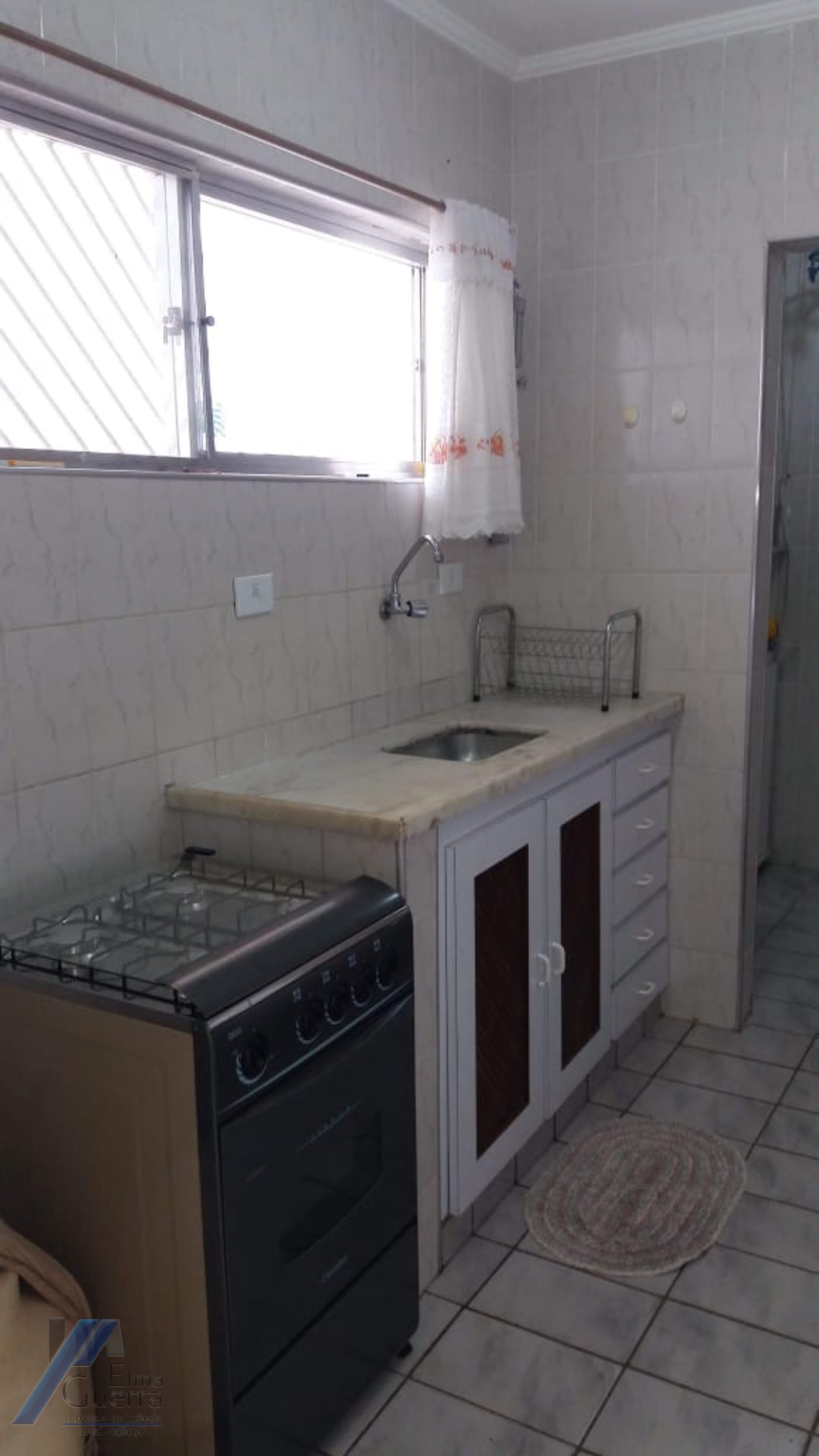 Ubatuba, Itagua - Apartamento no segundo andar com 02 dormitórios.