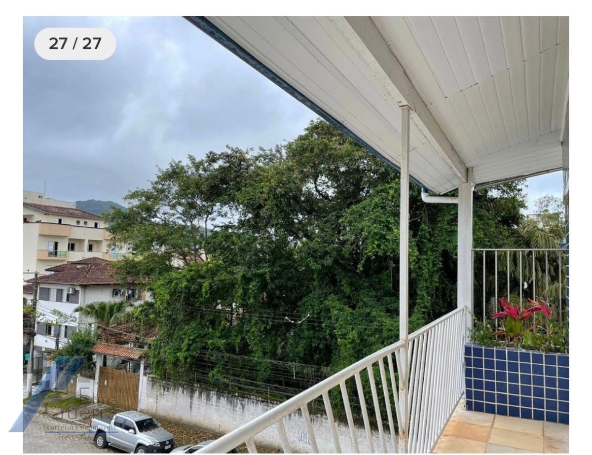 Ubatuba, Itagua - Apartamento no segundo andar com 02 dormitórios.