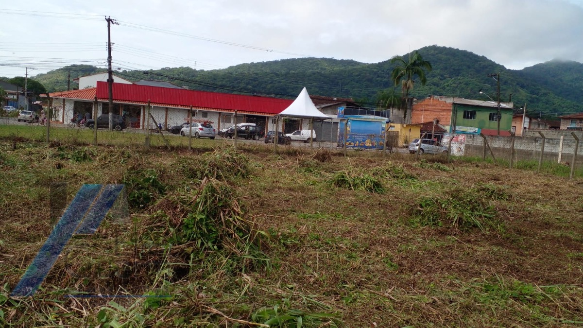 Ubatuba, Estufa II - Área de esquina com 1.500 m2, docunto de escritura.