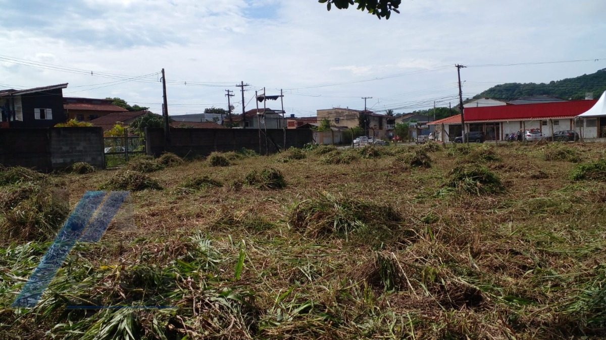 Ubatuba, Estufa II - Área de esquina com 1.500 m2, docunto de escritura.