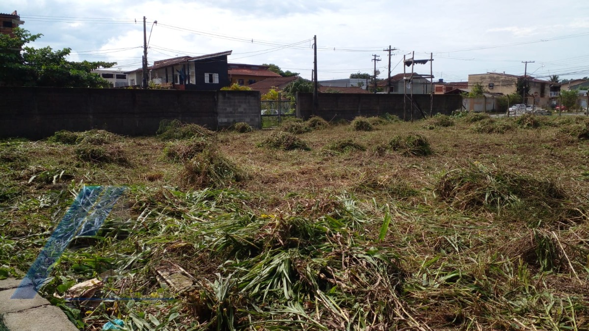 Ubatuba, Estufa II - Área de esquina com 1.500 m2, docunto de escritura.