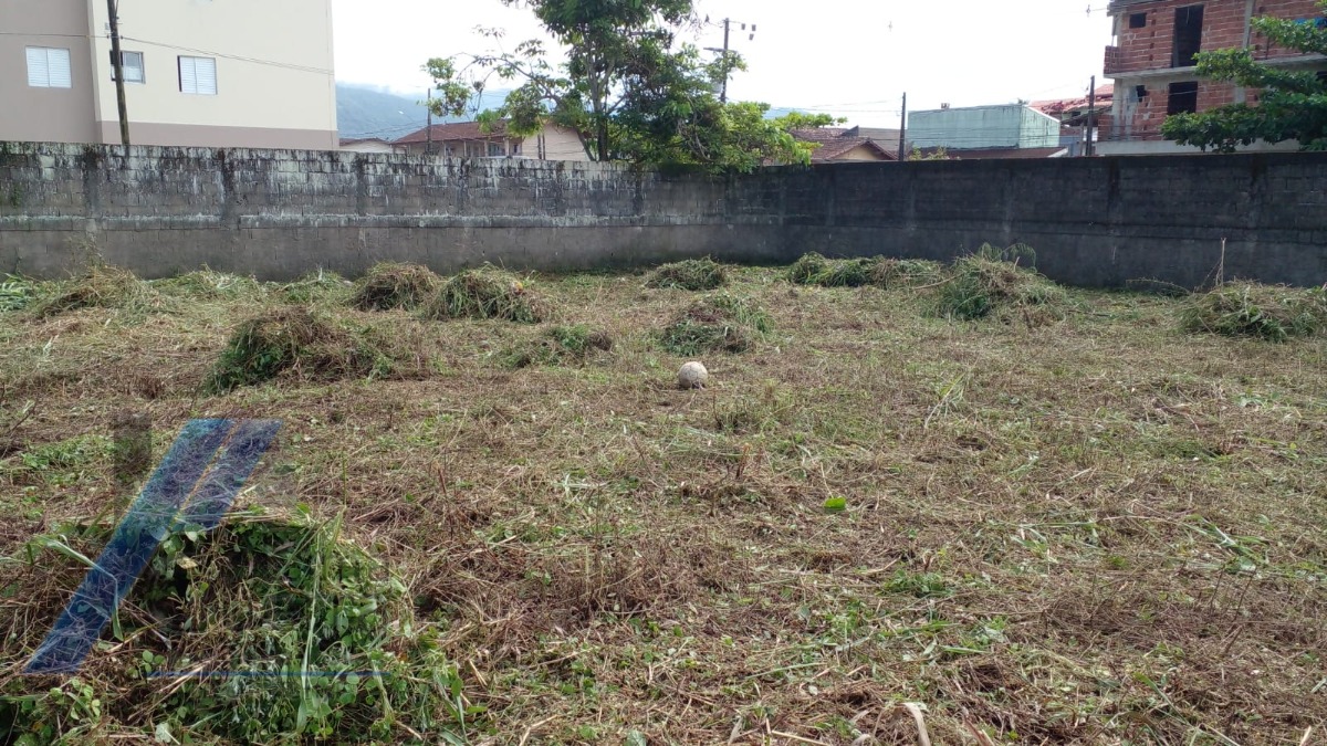 Ubatuba, Estufa II - Área de esquina com 1.500 m2, docunto de escritura.