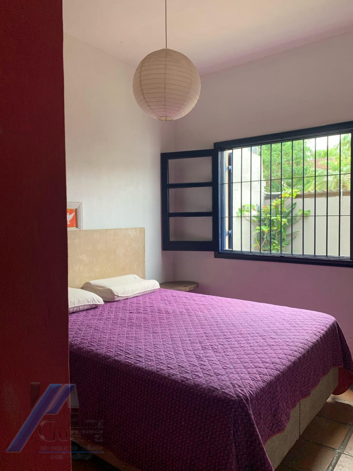 Ubatuba, Itaguá - Casa tipo Sobrado com ótima localização, 03 dormitórios sendo 01 suítes e área lazer.