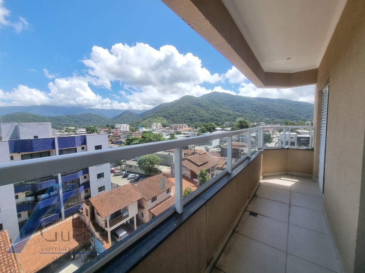 Ubatuba, Centro - Apartamento tipo com 03 dormitórios sendo 01 suíte e área de lazer.