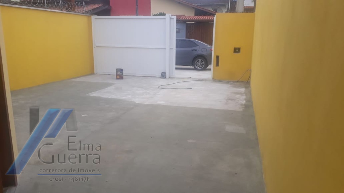 Ubatuba, Jardim samambaia - Casa nova com 03 dormitórios, sendo 01 suite.