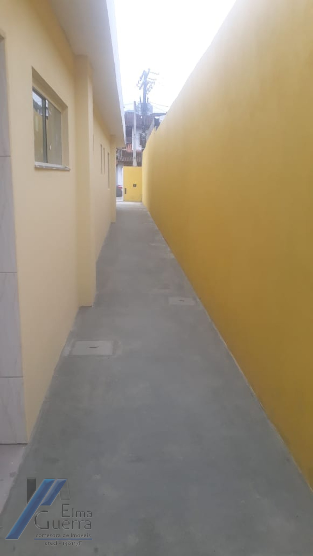 Ubatuba, Jardim samambaia - Casa nova com 03 dormitórios, sendo 01 suite.