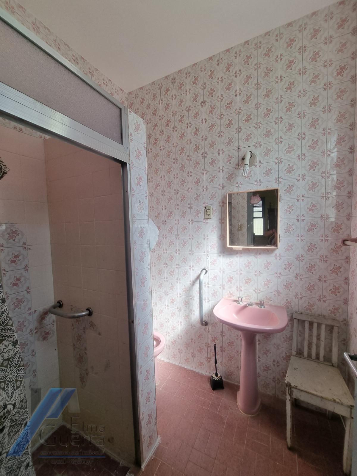 Ubatuba, Cento - Bela casa com 03 dormitórios, terreno de 422 m2 com edícula.