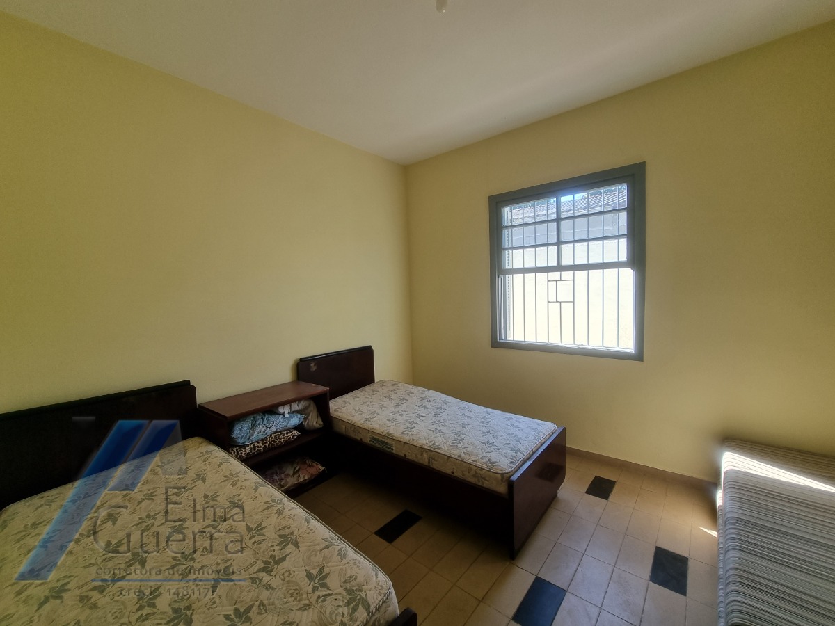 Ubatuba, Cento - Bela casa com 03 dormitórios, terreno de 422 m2 com edícula.