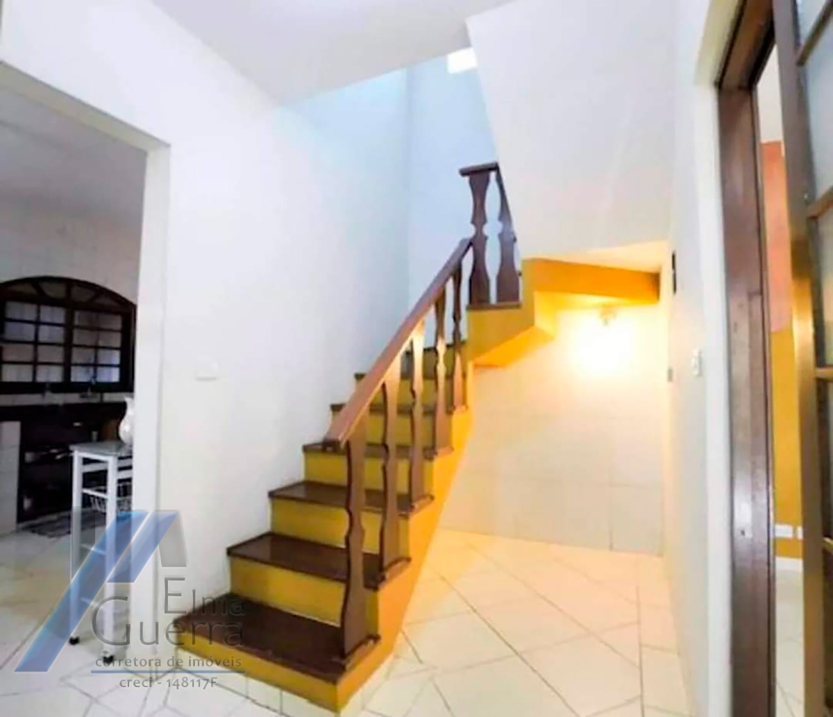 Casa à venda com 3 quartos, 132m² - Foto 4