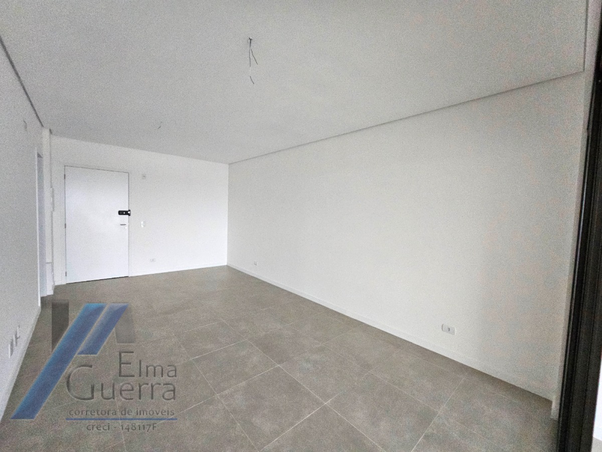 Ubatuba, Itaguá - Apartamento com 03 dormitórios, sendo 01 suíte, área de lazer completa.