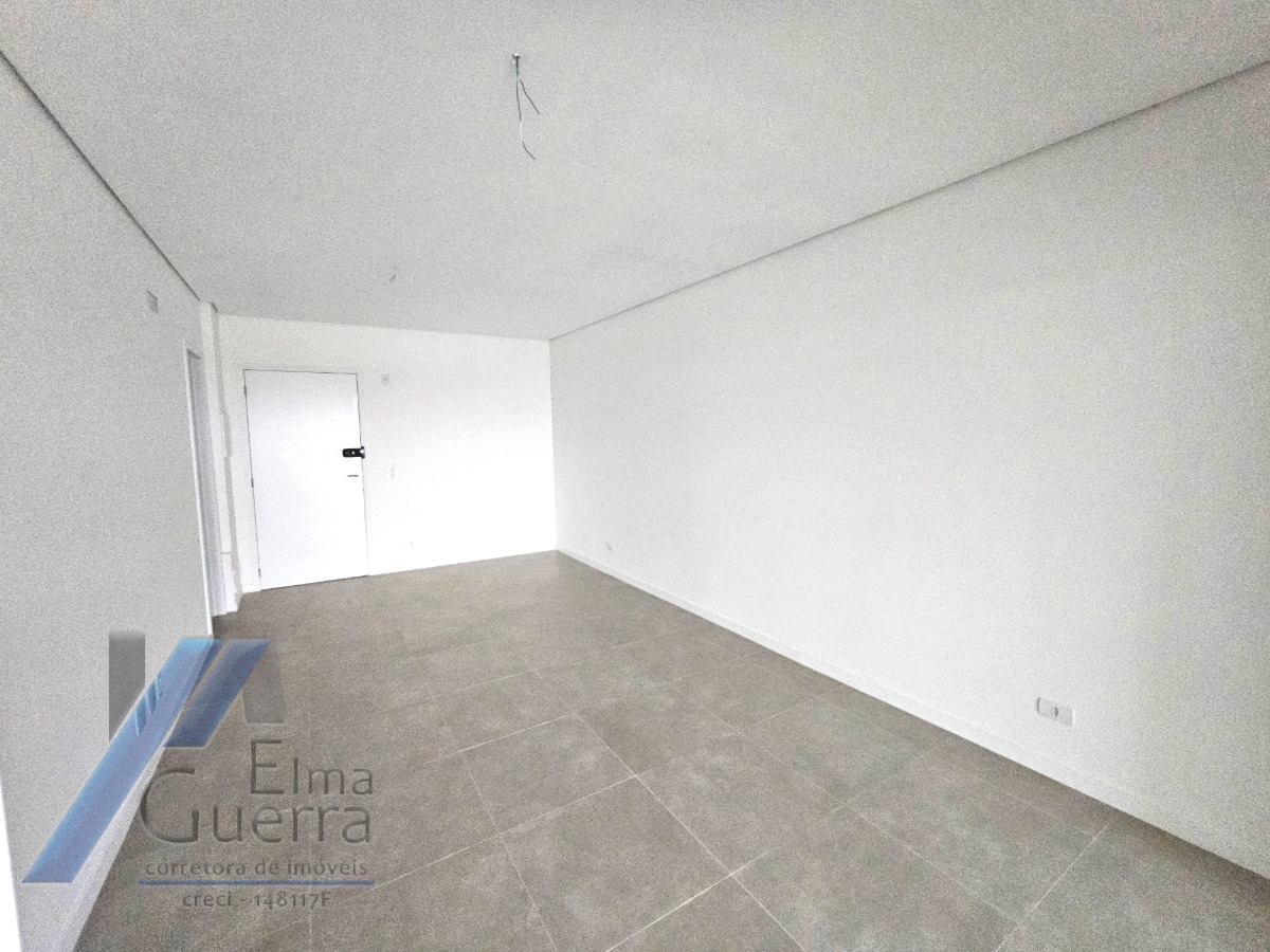 Ubatuba, Itaguá - Apartamento com 03 dormitórios, sendo 01 suíte, área de lazer completa.
