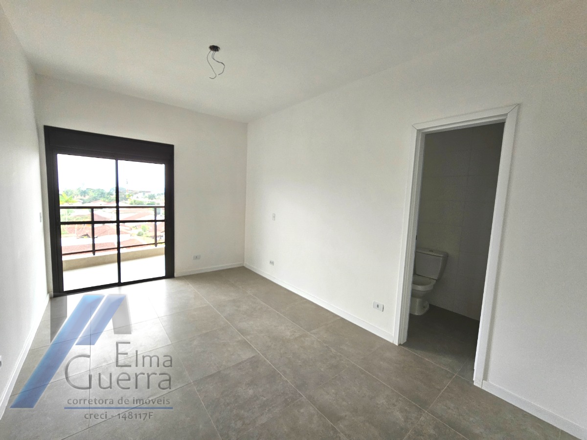 Ubatuba, Itaguá - Apartamento com 03 dormitórios, sendo 01 suíte, área de lazer completa.
