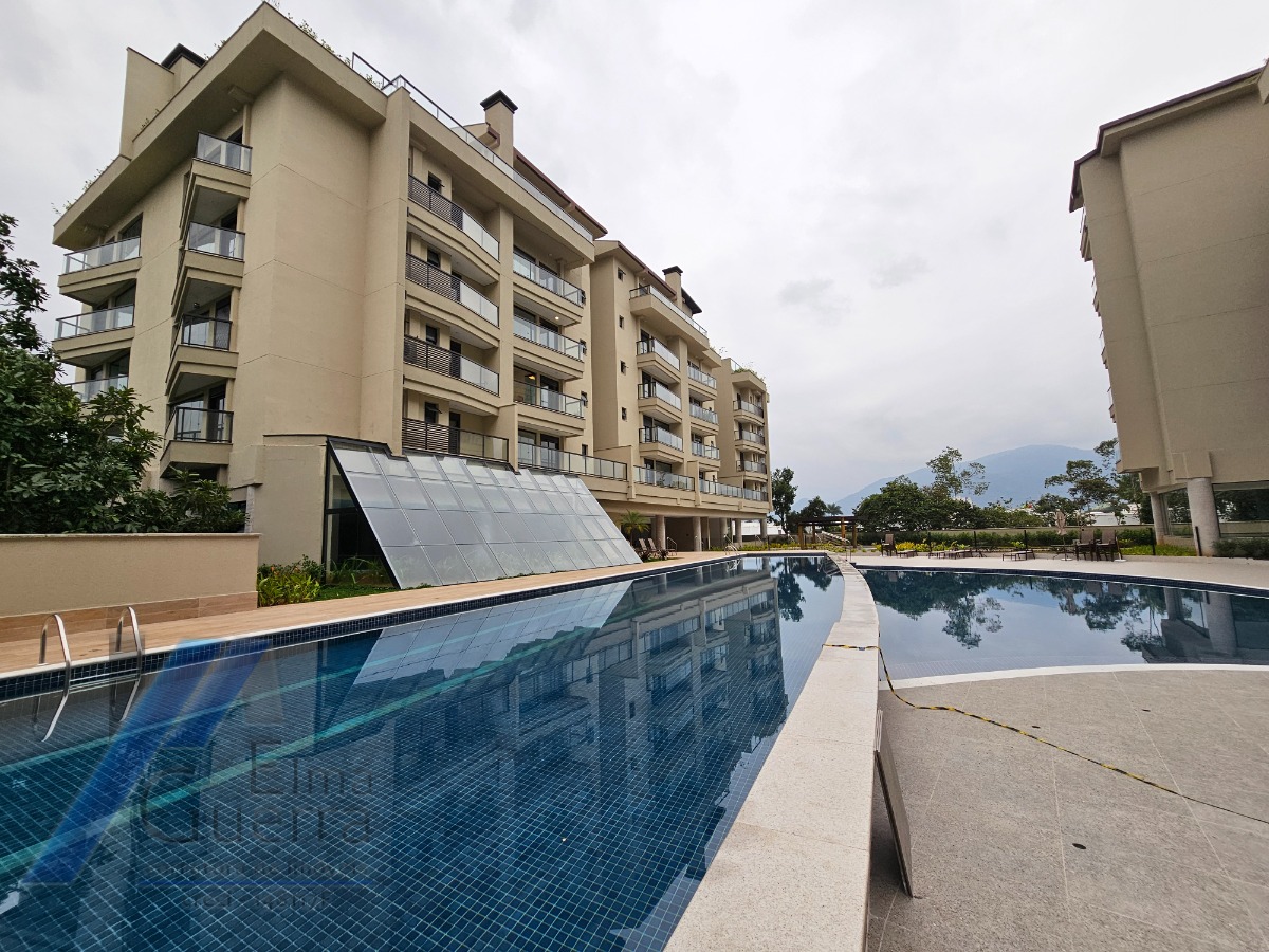 Ubatuba, Itaguá - Apartamento com 03 dormitórios, sendo 01 suíte, área de lazer completa.
