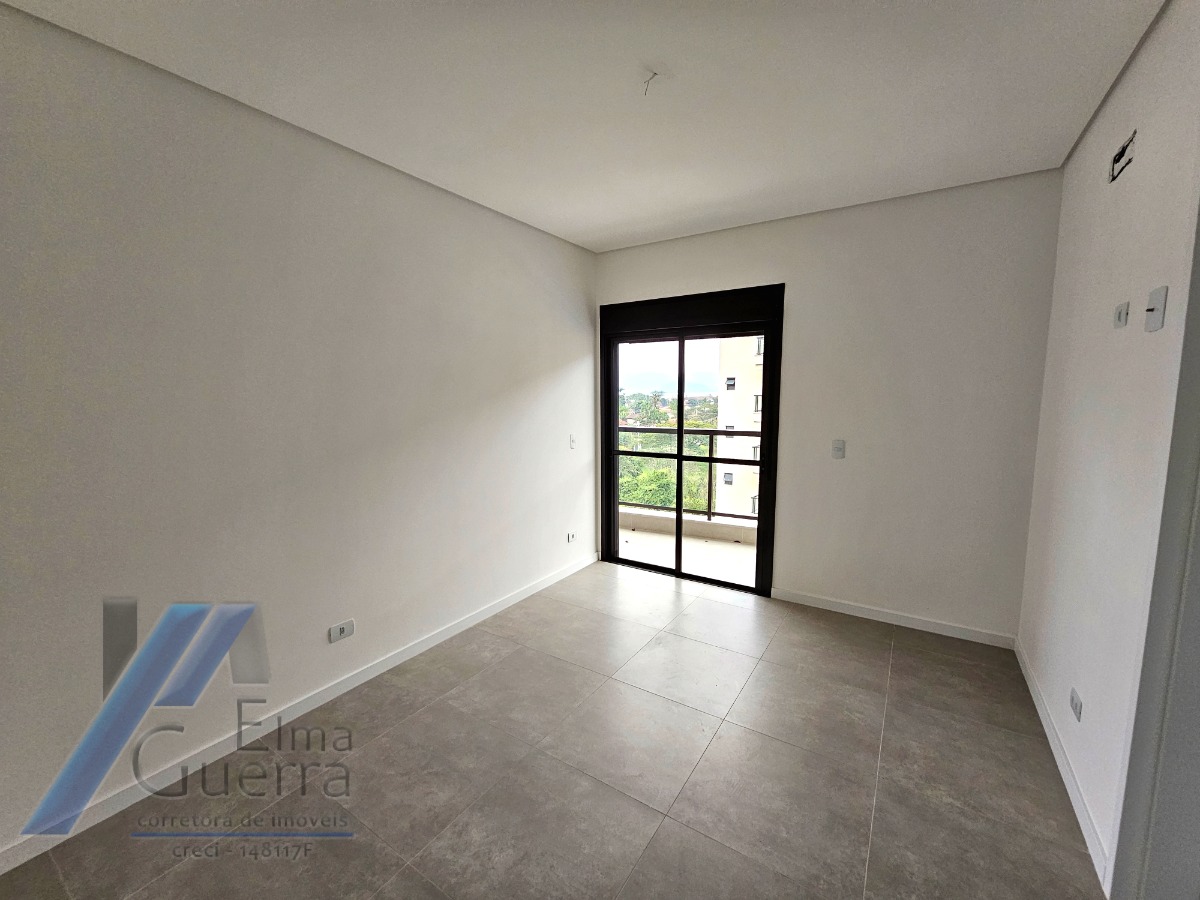 Ubatuba, Itaguá - Apartamento com 02 dormitórios, sendo 01 suíte, área de lazer completa.