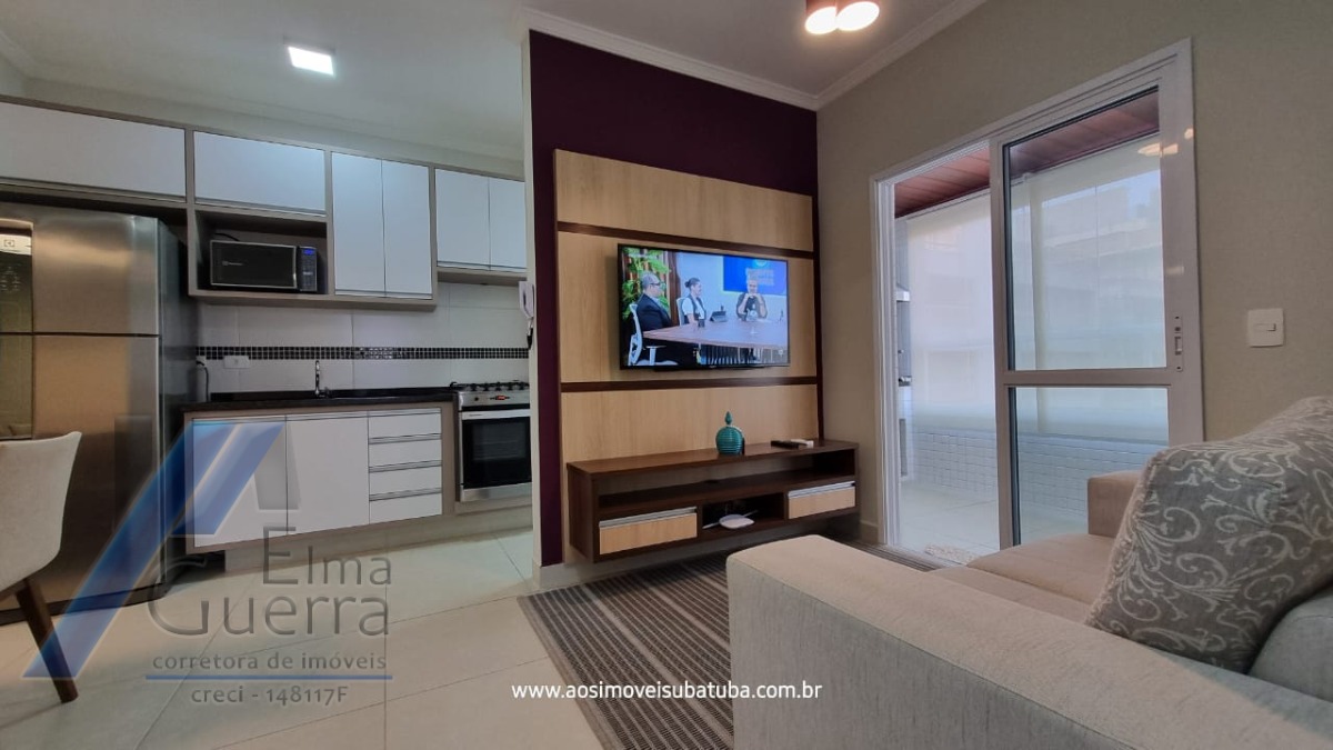 Ubatuba, Praia das Toninhas - Apartamento com 2 dormitórios sendo 01 suite, com área de lazer.