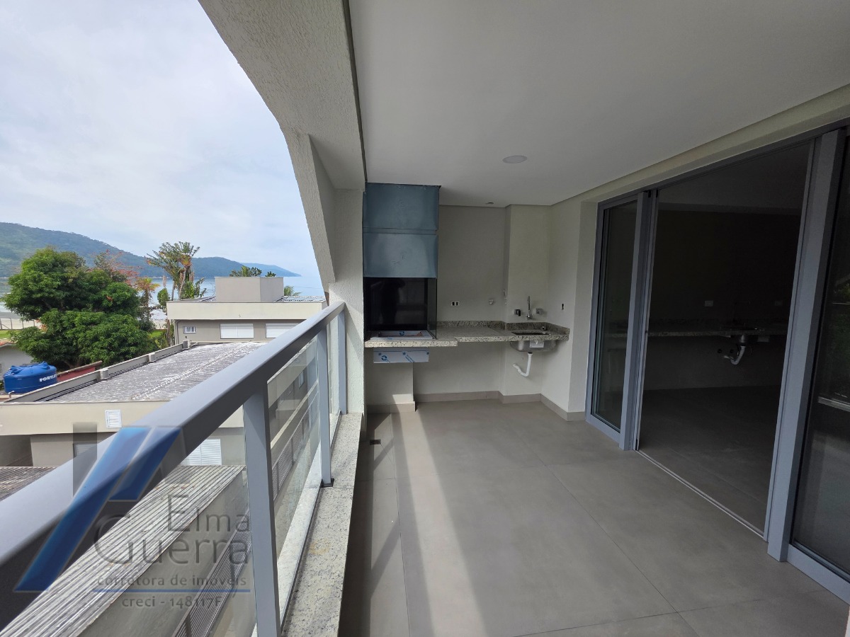 Ubatuba - Enseada. Empreendimento em construção, frente mar, com 02 suítes.!