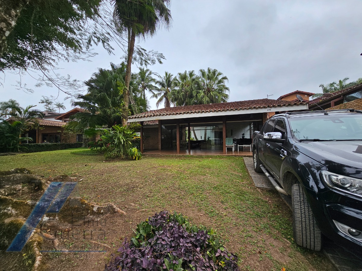 Casa à venda com 3 quartos, 191m² - Foto 11