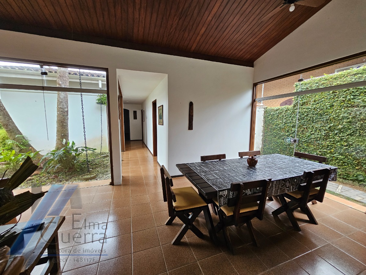 Casa à venda com 3 quartos, 191m² - Foto 23