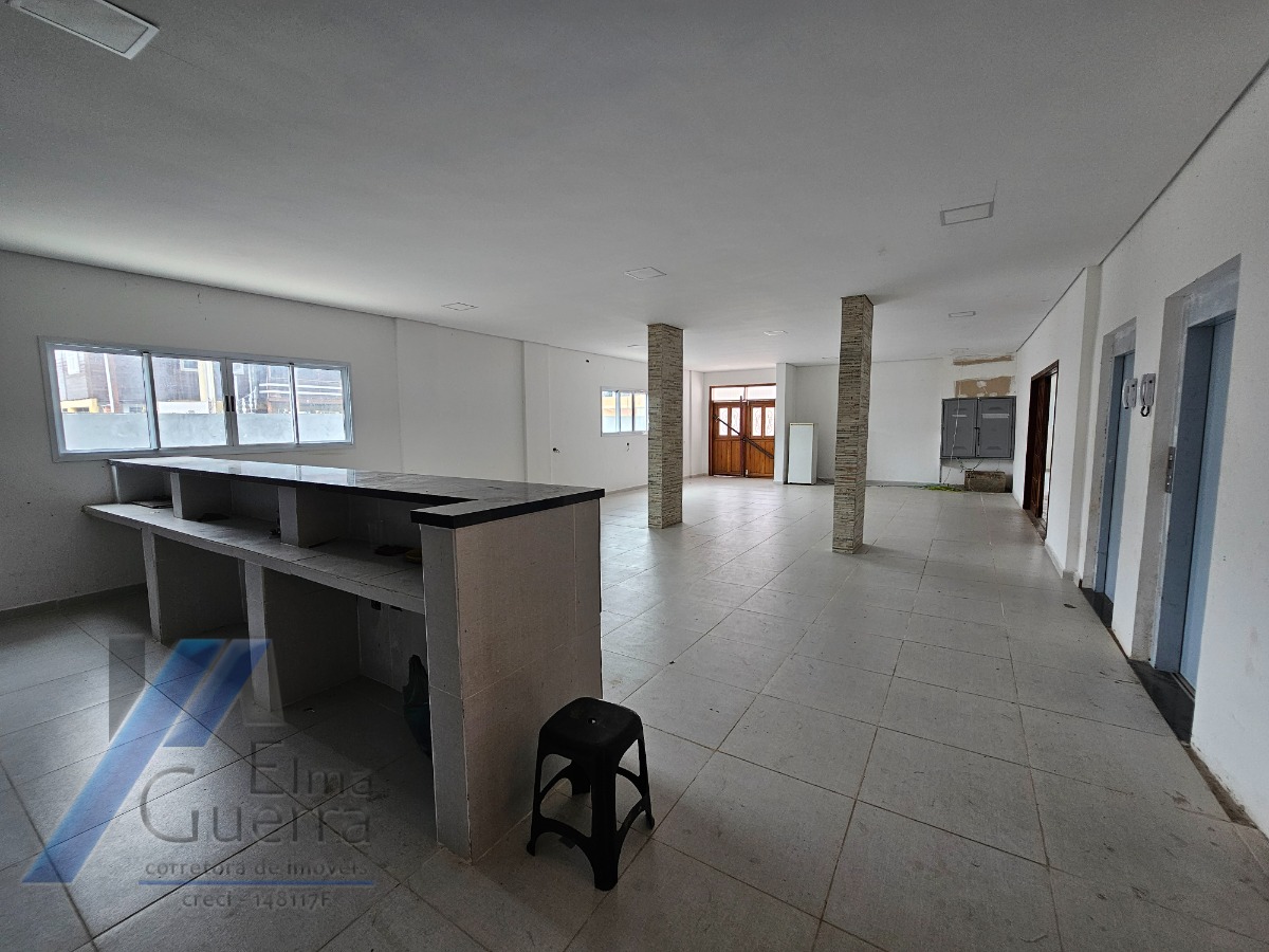Ubatuba, Praia da Maranduba - Hotel à 500 metros do mar com 38 Suítes, com área de lazer.
