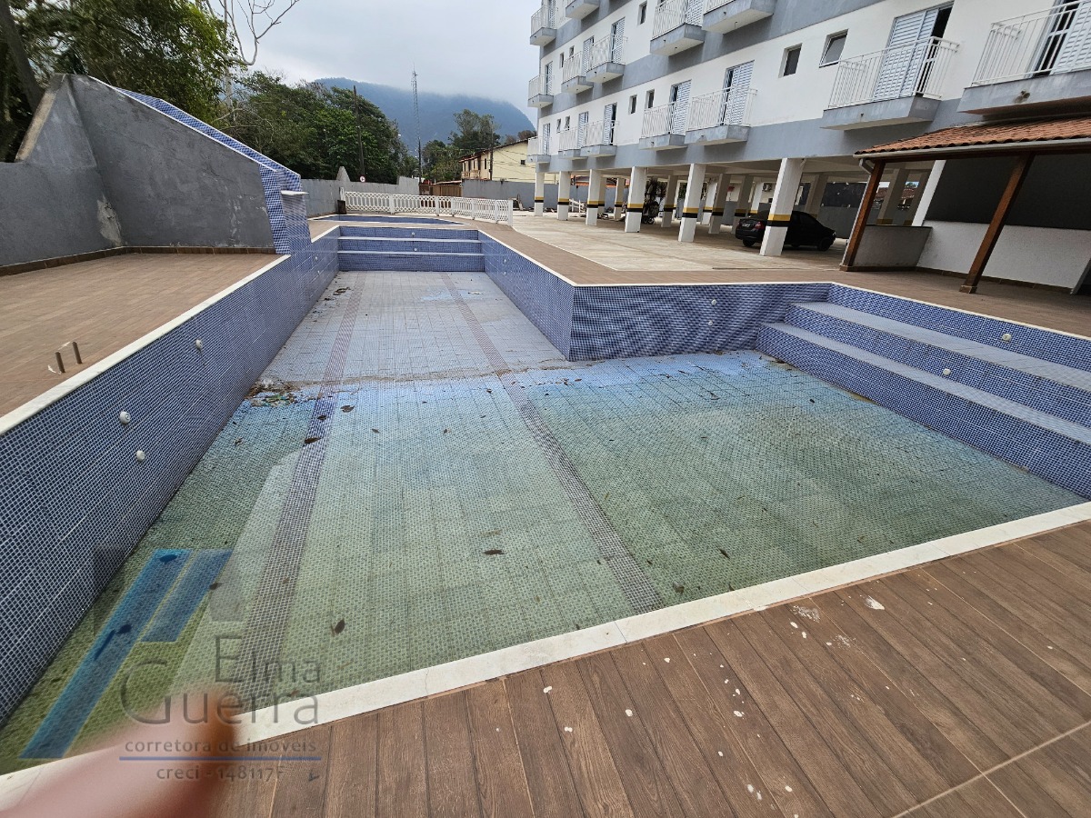 Ubatuba, Praia da Maranduba - Hotel à 500 metros do mar com 38 Suítes, com área de lazer.