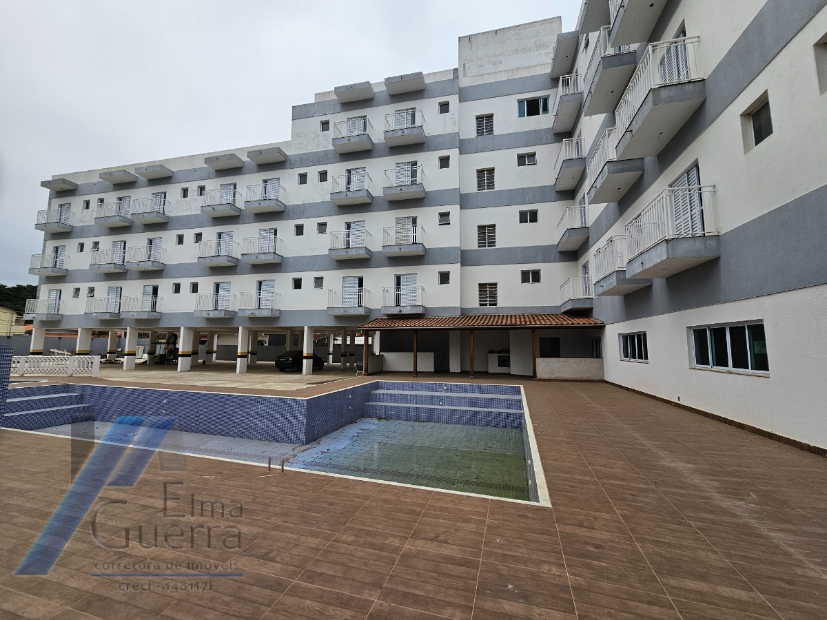 Ubatuba, Praia da Maranduba - Hotel à 500 metros do mar com 38 Suítes, com área de lazer.