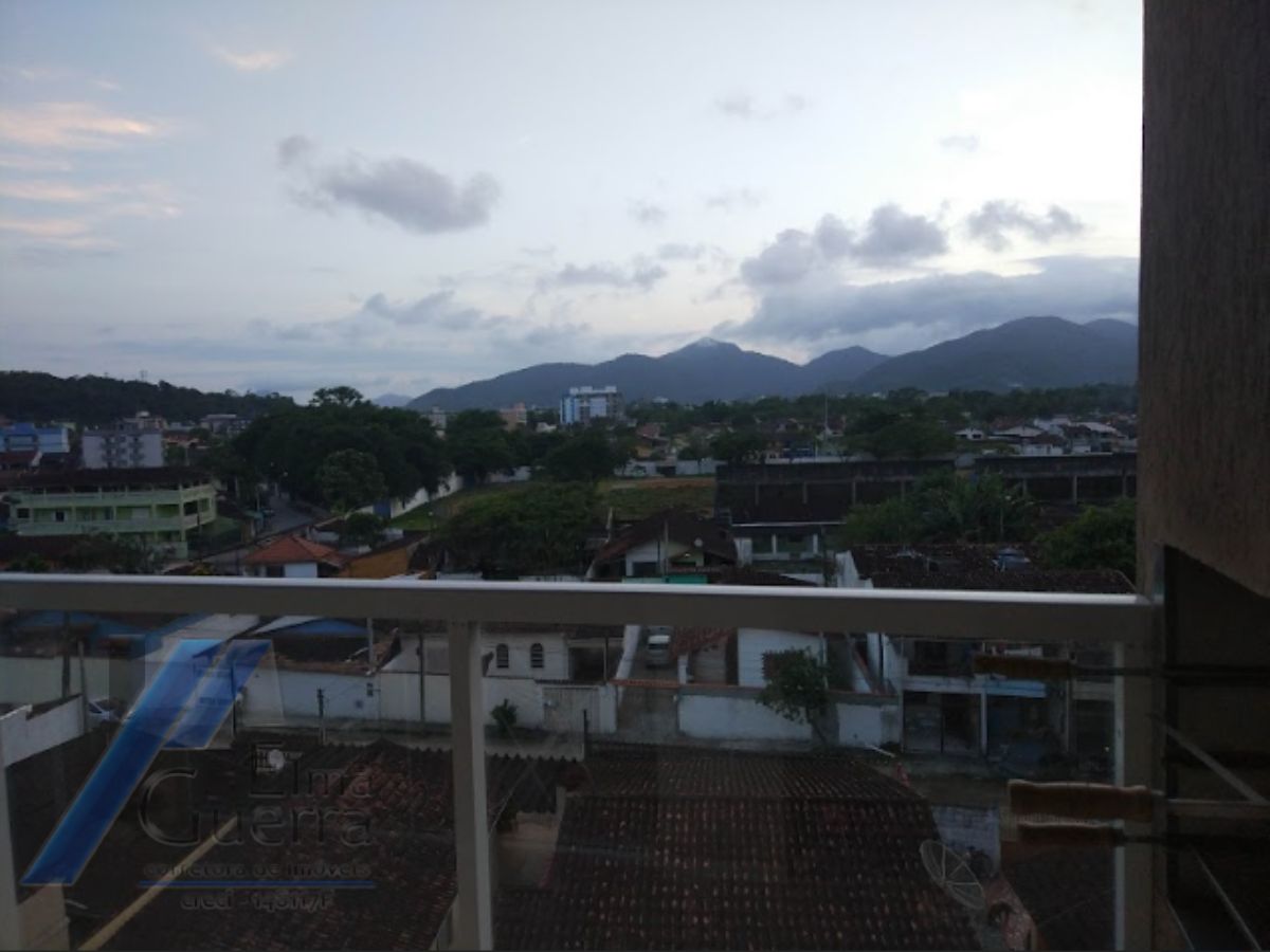 Ubatuba, Pereque-Açu - Apartamento bem localizado, 75m2 útil, 02 Dormitorios sendo 01 suíte, com área de lazer..