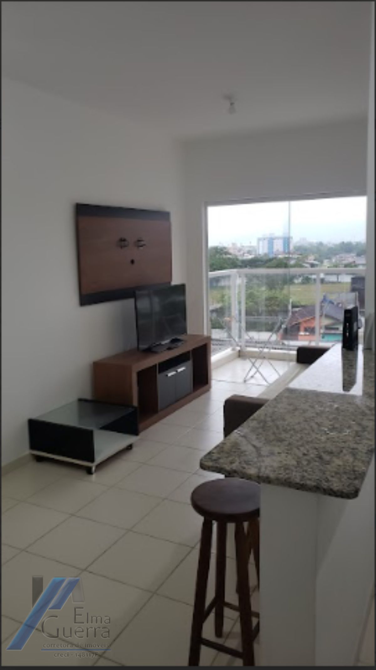 Ubatuba, Pereque-Açu - Apartamento bem localizado, 75m2 útil, 02 Dormitorios sendo 01 suíte, com área de lazer..