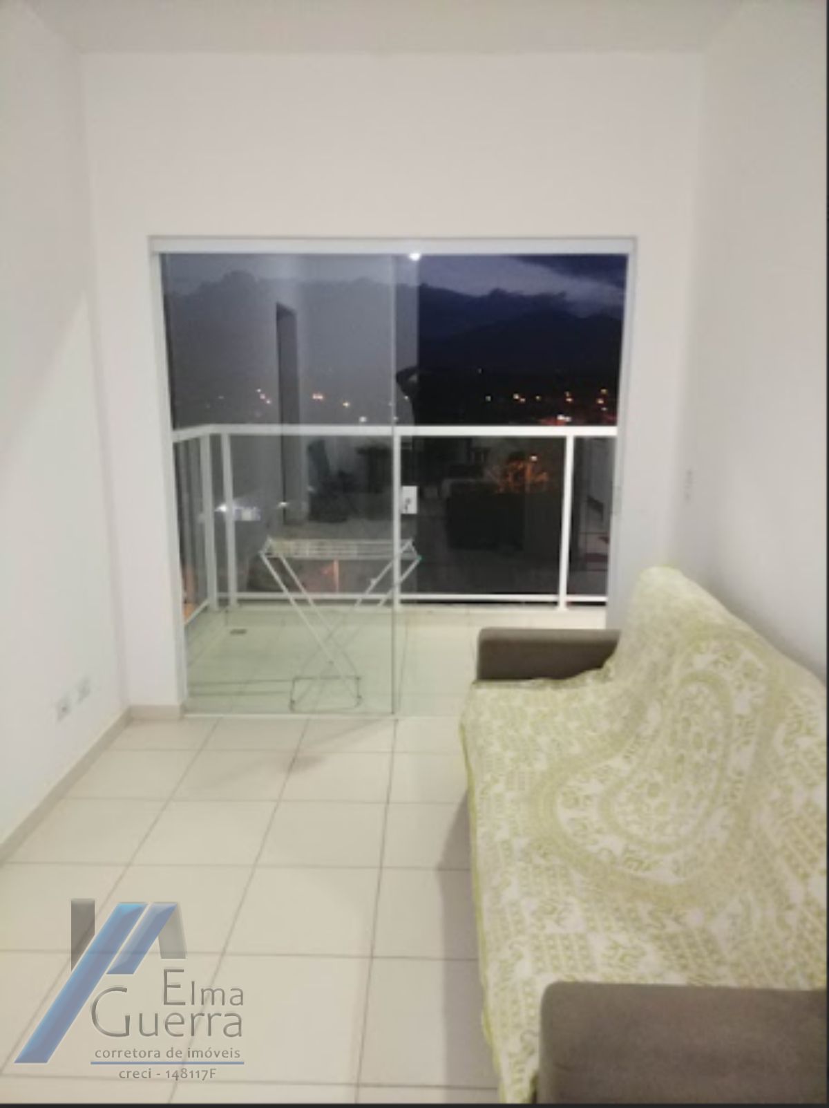 Ubatuba, Pereque-Açu - Apartamento bem localizado, 75m2 útil, 02 Dormitorios sendo 01 suíte, com área de lazer..