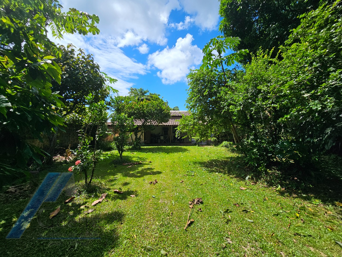 Ubatuba, Jardim Carolina - Casa com 714 m2 de terreno e área construída de 150m2, documentado.