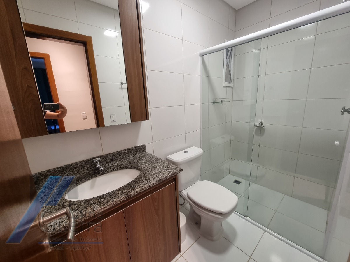 Ubatuba, Vivamar - Apto com 02 dormitorios sendo 01 Suite, 98 m2 útil e area de lazer.