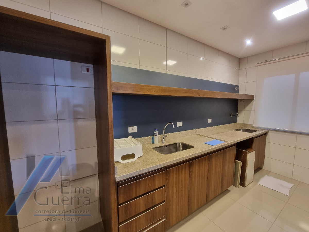 Ubatuba, Vivamar - Apto com 02 dormitorios sendo 01 Suite, 98 m2 útil e area de lazer.