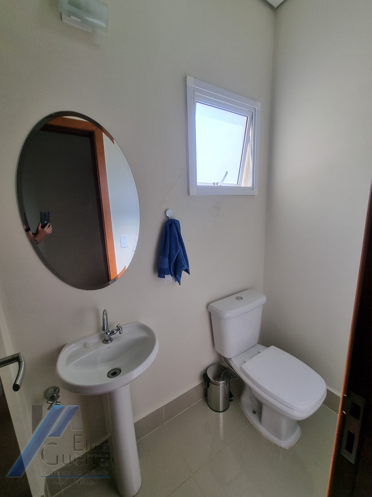 Ubatuba, Vivamar - Apartamento com 03 dormitorios sendo 03 suites, 240 m2 útil e vista para o mar.