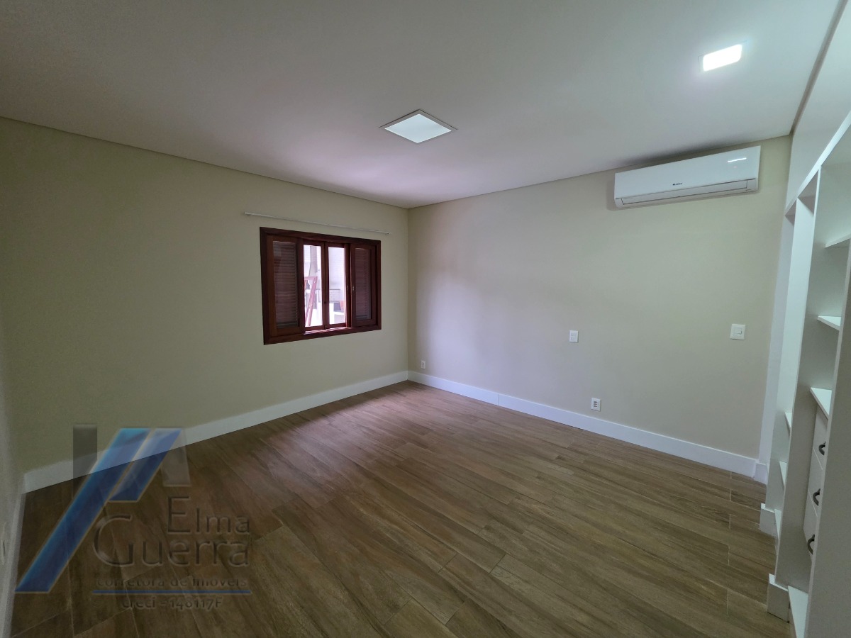 Casa, 3 quartos, 225 m² - Foto 48