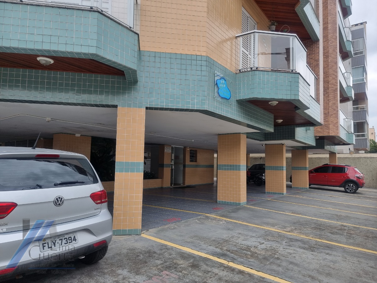 Ubatuba, Itagua - Apartamento com 02 dormitórios sendo 01 suíte e área de lazer.