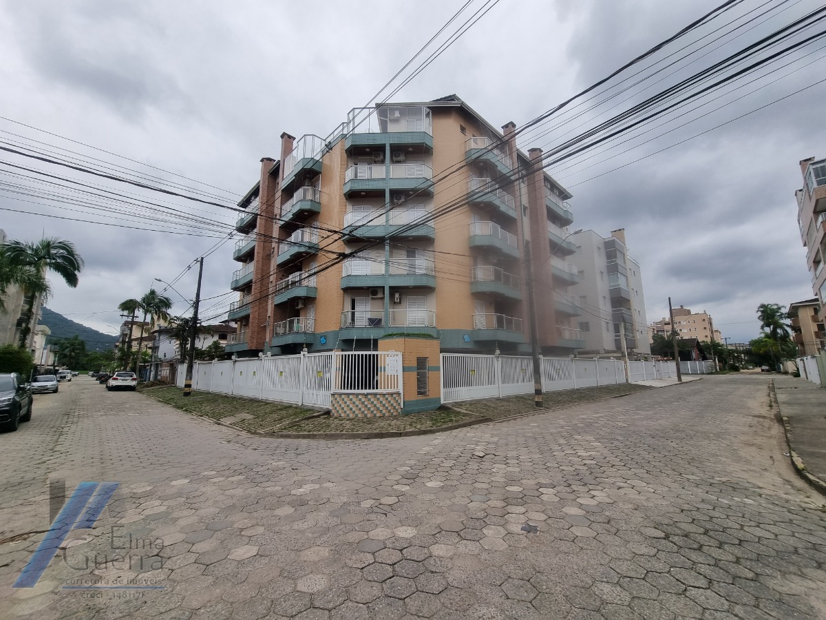 Ubatuba, Itagua - Apartamento com 02 dormitórios sendo 01 suíte e área de lazer.