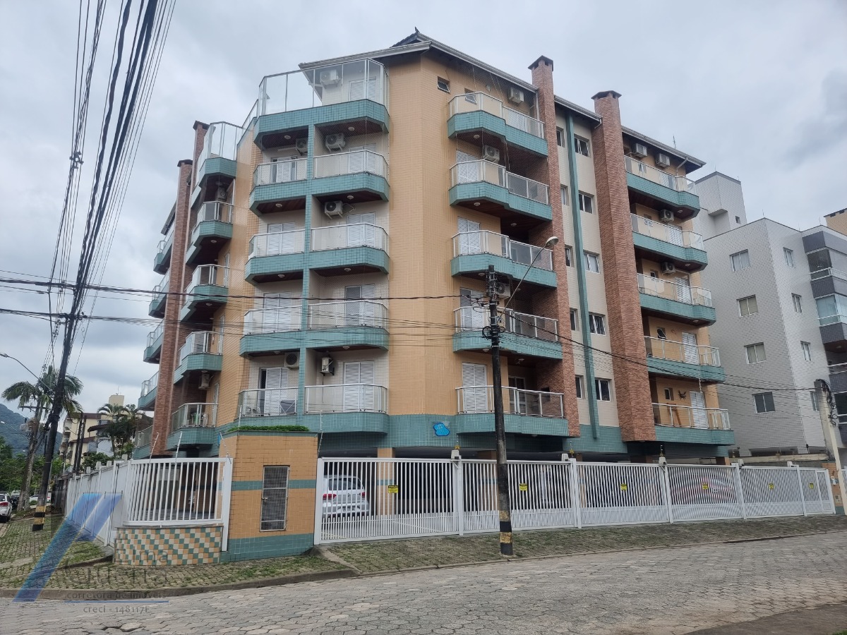Ubatuba, Itagua - Apartamento com 02 dormitórios sendo 01 suíte e área de lazer.