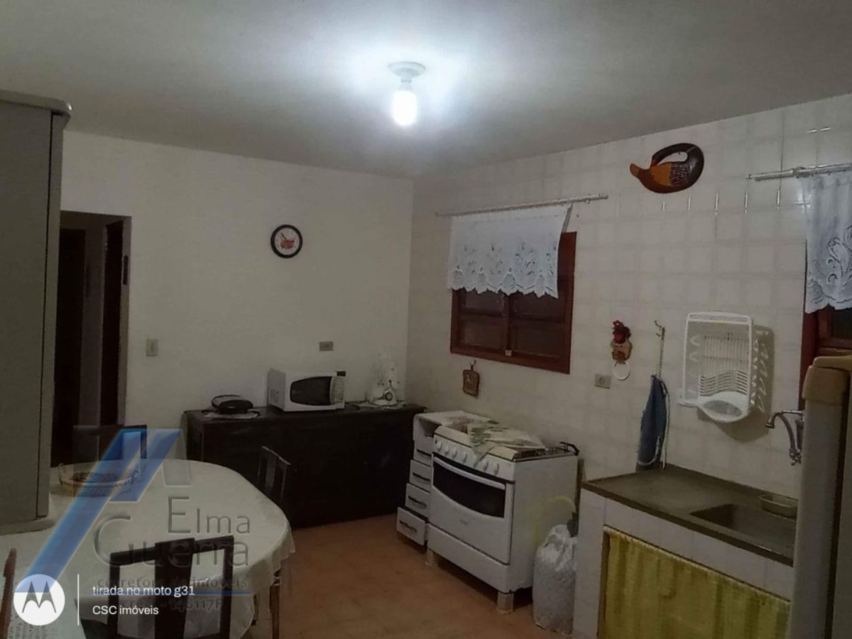 Casa à venda com 2 quartos, 100m² - Foto 17