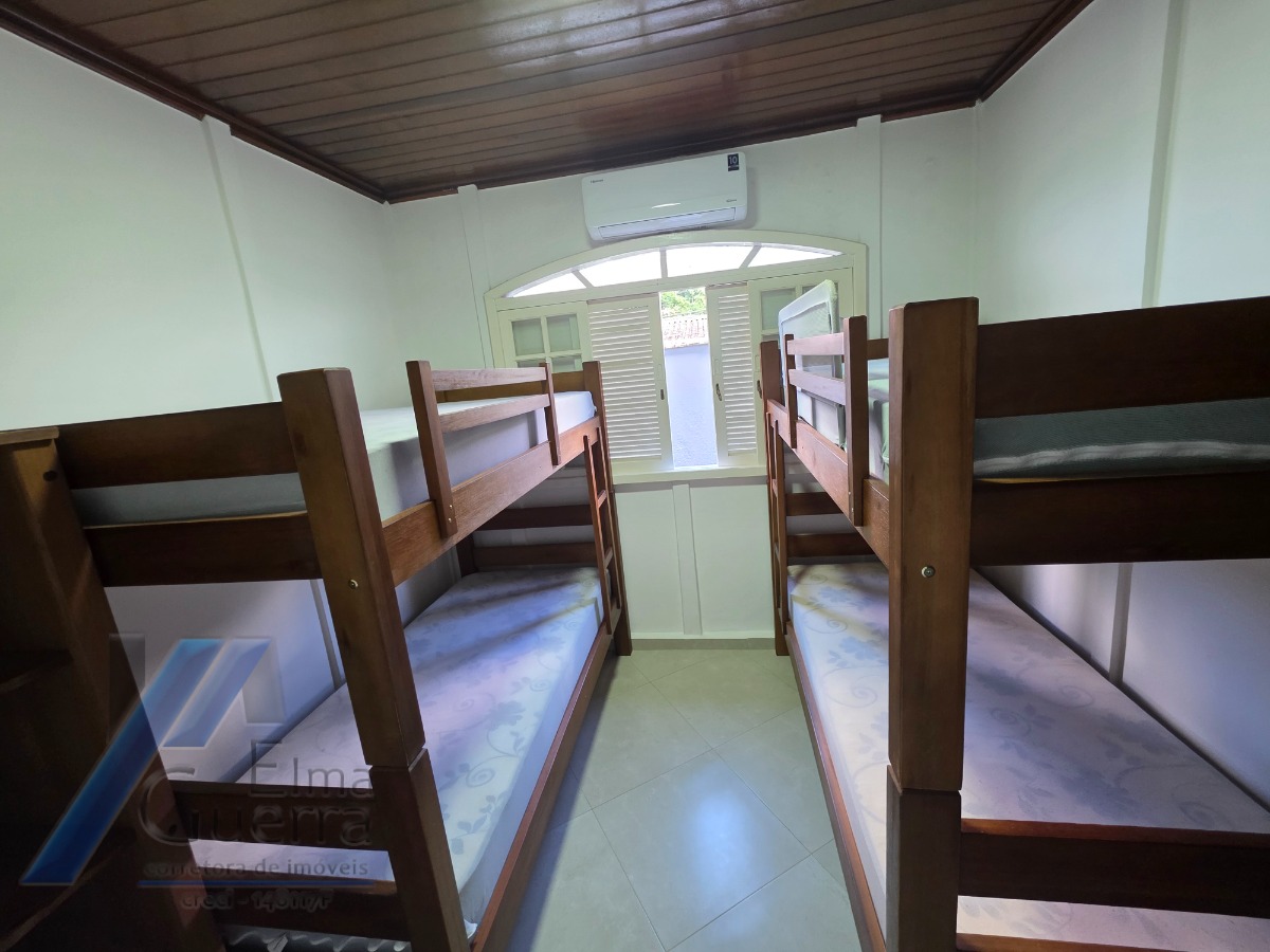 Ubatuba, Condomínio Villas - Casa pré-moldada com 03 dormitórios sendo 01 suíte, espaço gourmet na área de lazer.