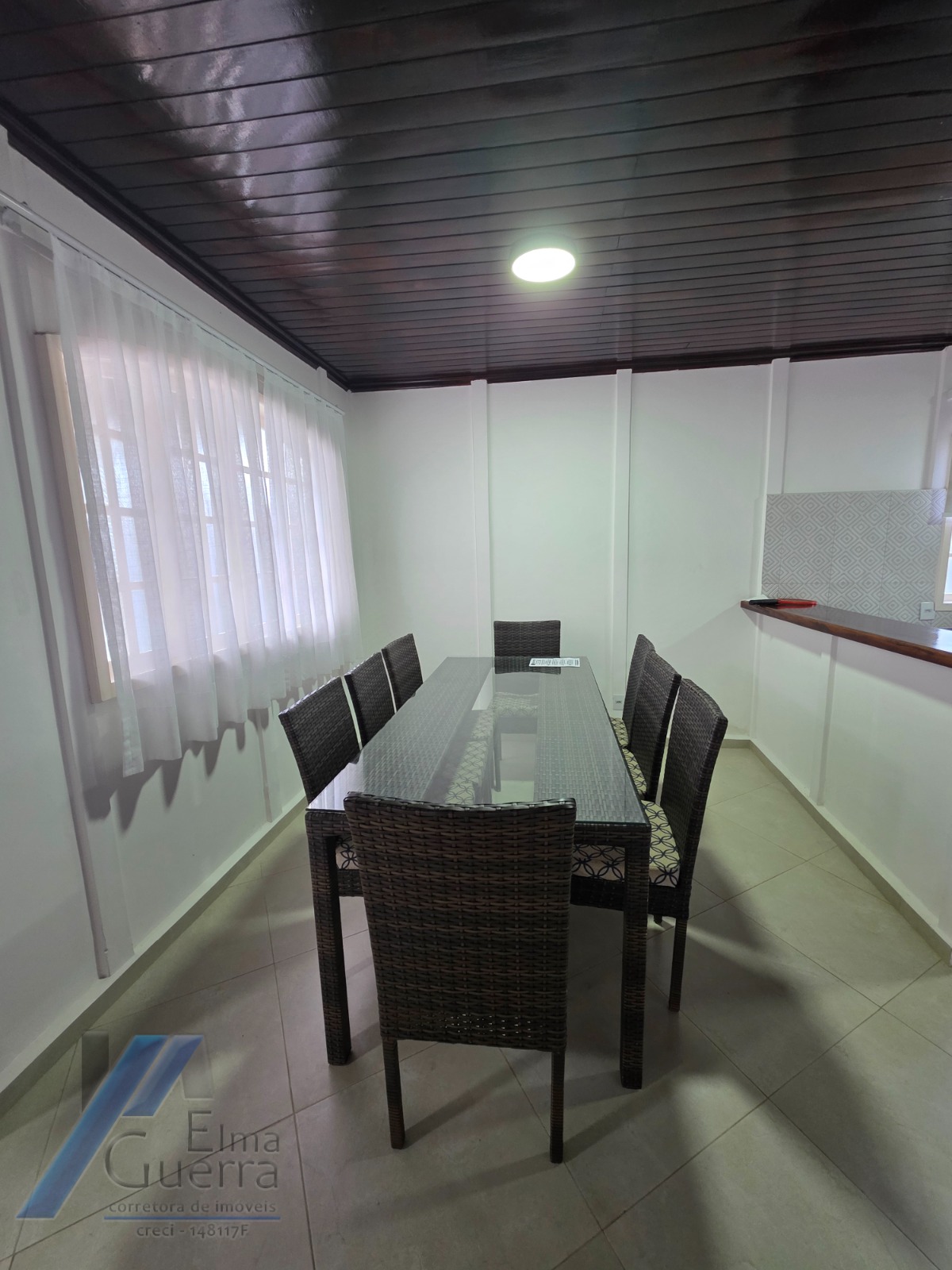 Ubatuba, Condomínio Villas - Casa pré-moldada com 03 dormitórios sendo 01 suíte, espaço gourmet na área de lazer.