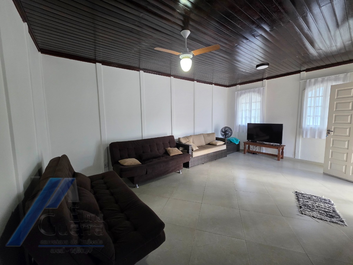 Ubatuba, Condomínio Villas - Casa pré-moldada com 03 dormitórios sendo 01 suíte, espaço gourmet na área de lazer.