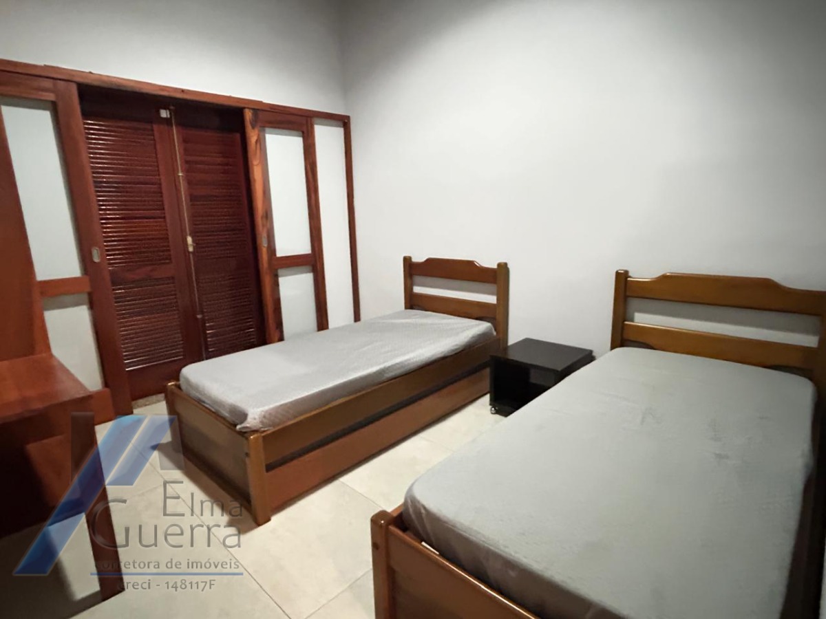 Ubatuba, Tenorio - Casa com 05 dormitorios sendo 03 suites e area de lazer.