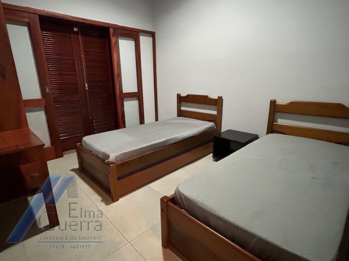 Ubatuba, Tenorio - Casa com 05 dormitorios sendo 03 suites e area de lazer.