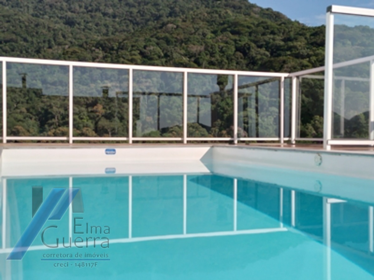 Ubatuba, Pereque-Açu - Apartamento cobertura com 03 dormitorios sendo 02 suites, com vista para o mar.