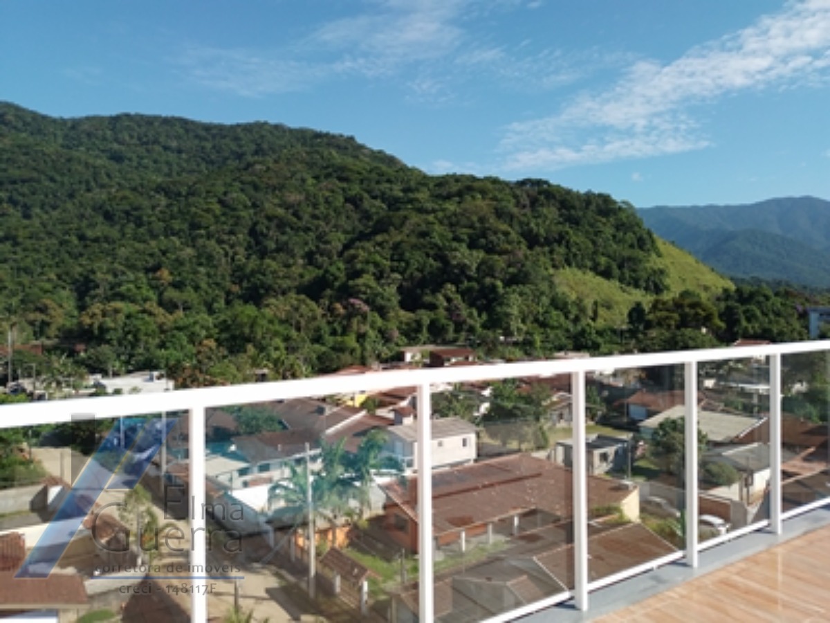 Ubatuba, Pereque-Açu - Apartamento cobertura com 03 dormitorios sendo 02 suites, com vista para o mar.