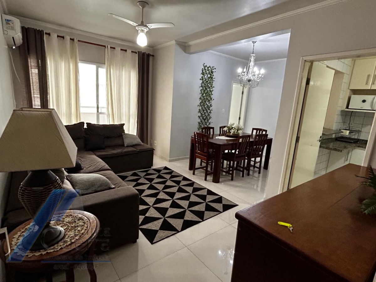 Ubatuba, Centro - Apartamento de 03 dormitorios sendo 01 suite e área de lazer.