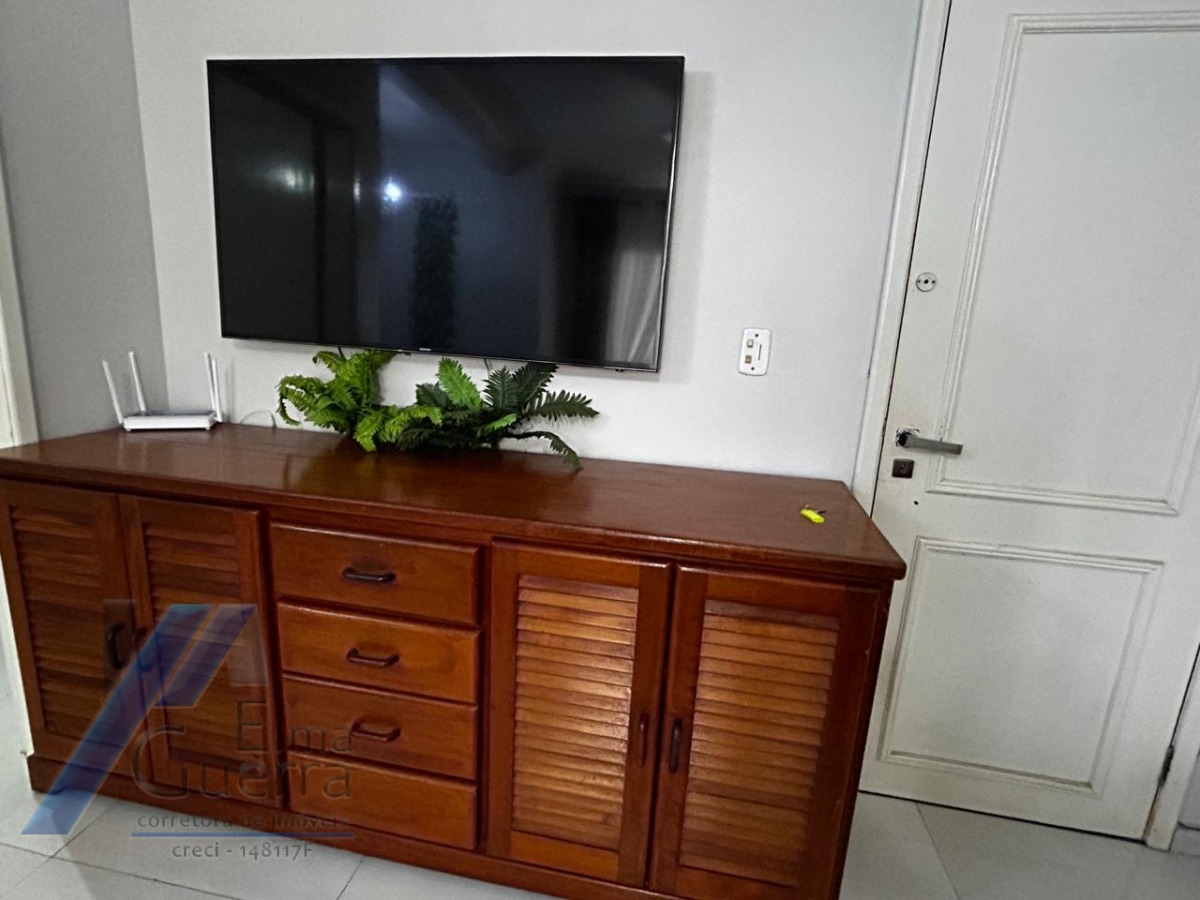 Ubatuba, Centro - Apartamento de 03 dormitorios sendo 01 suite e área de lazer.