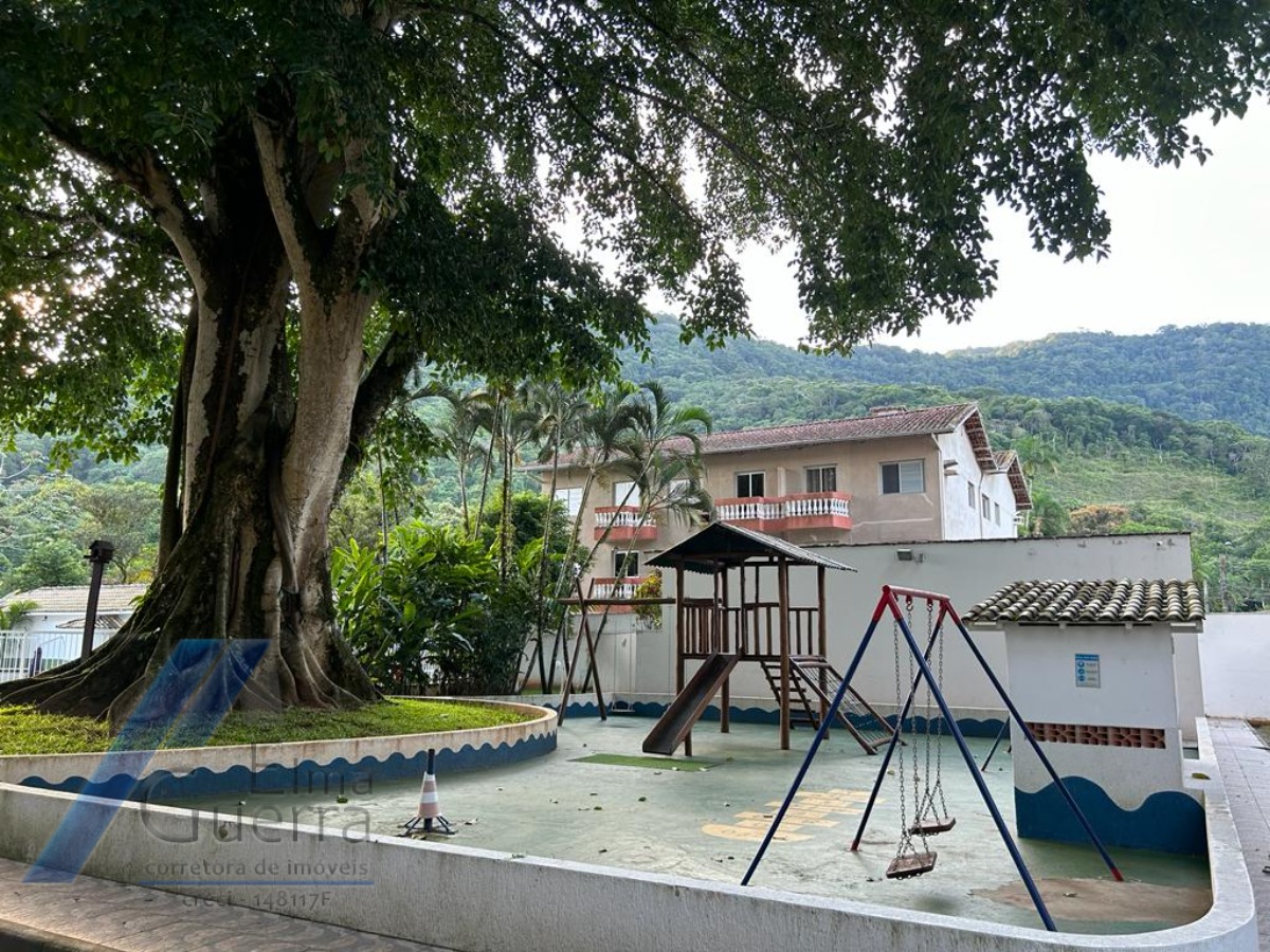Ubatuba, Centro - Apartamento de 03 dormitorios sendo 01 suite e área de lazer.